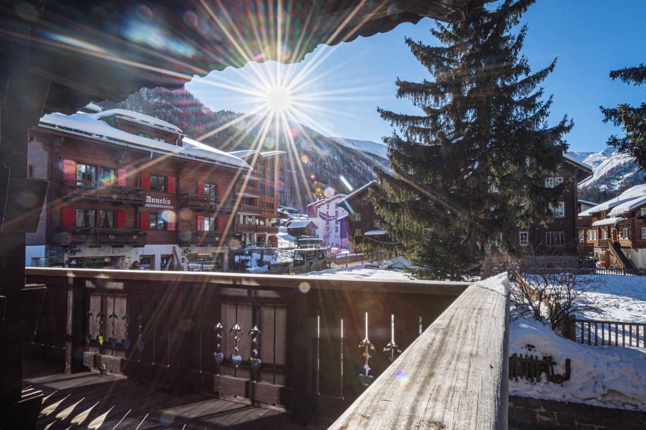 Village Apartment With Matterhorn View Zermatt Esterno foto