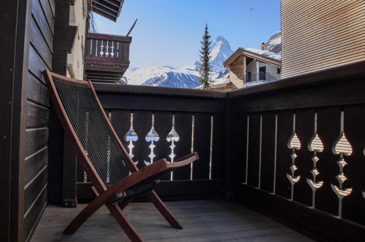 Village Apartment With Matterhorn View Zermatt Esterno foto
